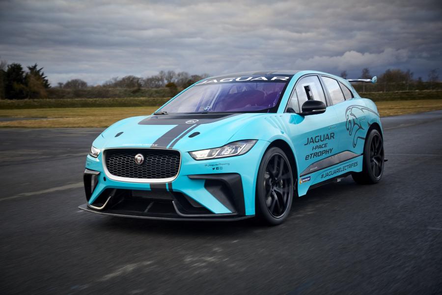  Jaguar I-Pace eTrophy VIP Car Jaguar 2018 года  (фото 1 из 27)